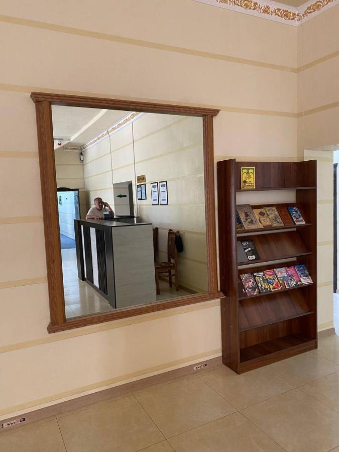 Green Apple Guest House Tashkent Ngoại thất bức ảnh