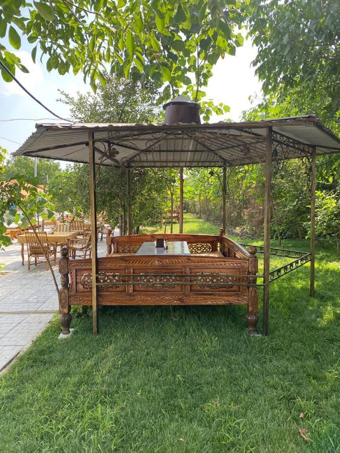 Green Apple Guest House Tashkent Ngoại thất bức ảnh